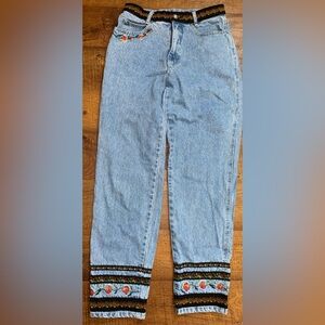 Bill Blass Light Blue Jeans with Colorful Embroidery